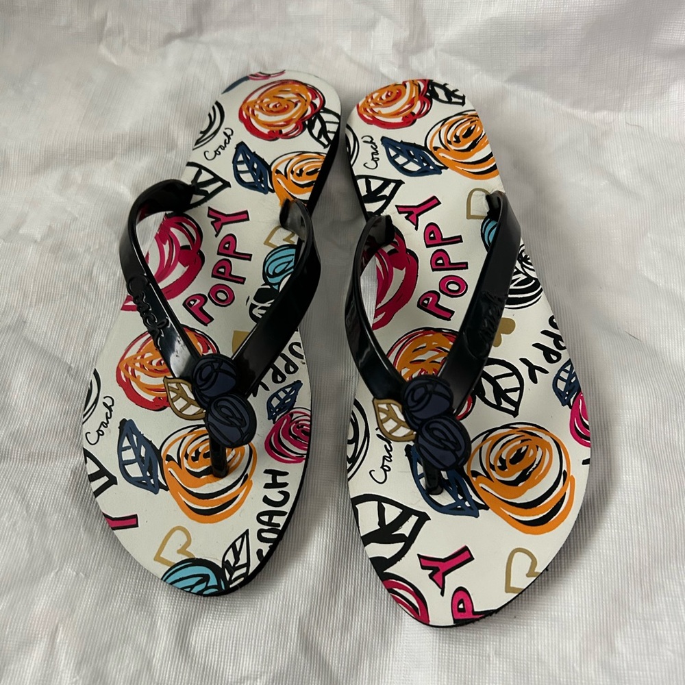 Coach poppy print flip flops